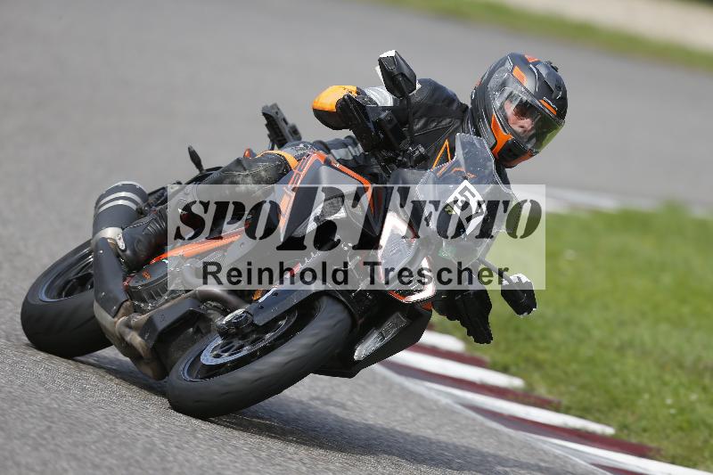 /53 16.09.2025 Track Day Domi Aegerter ADR/Gruppe gruen/57